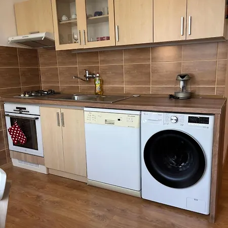 Retro Vibes & Modern Comfort